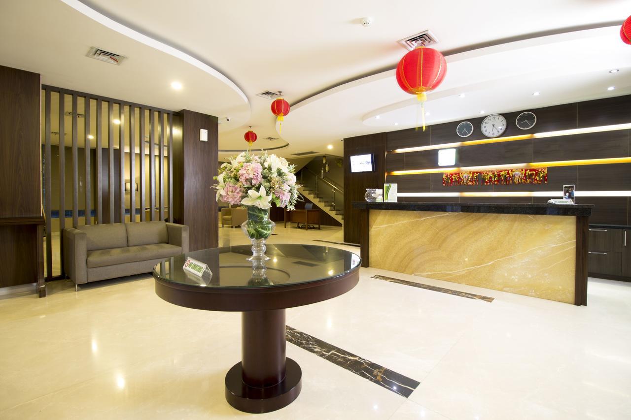 Hotel Reddoorz Near Roxy à Jakarta Extérieur photo
